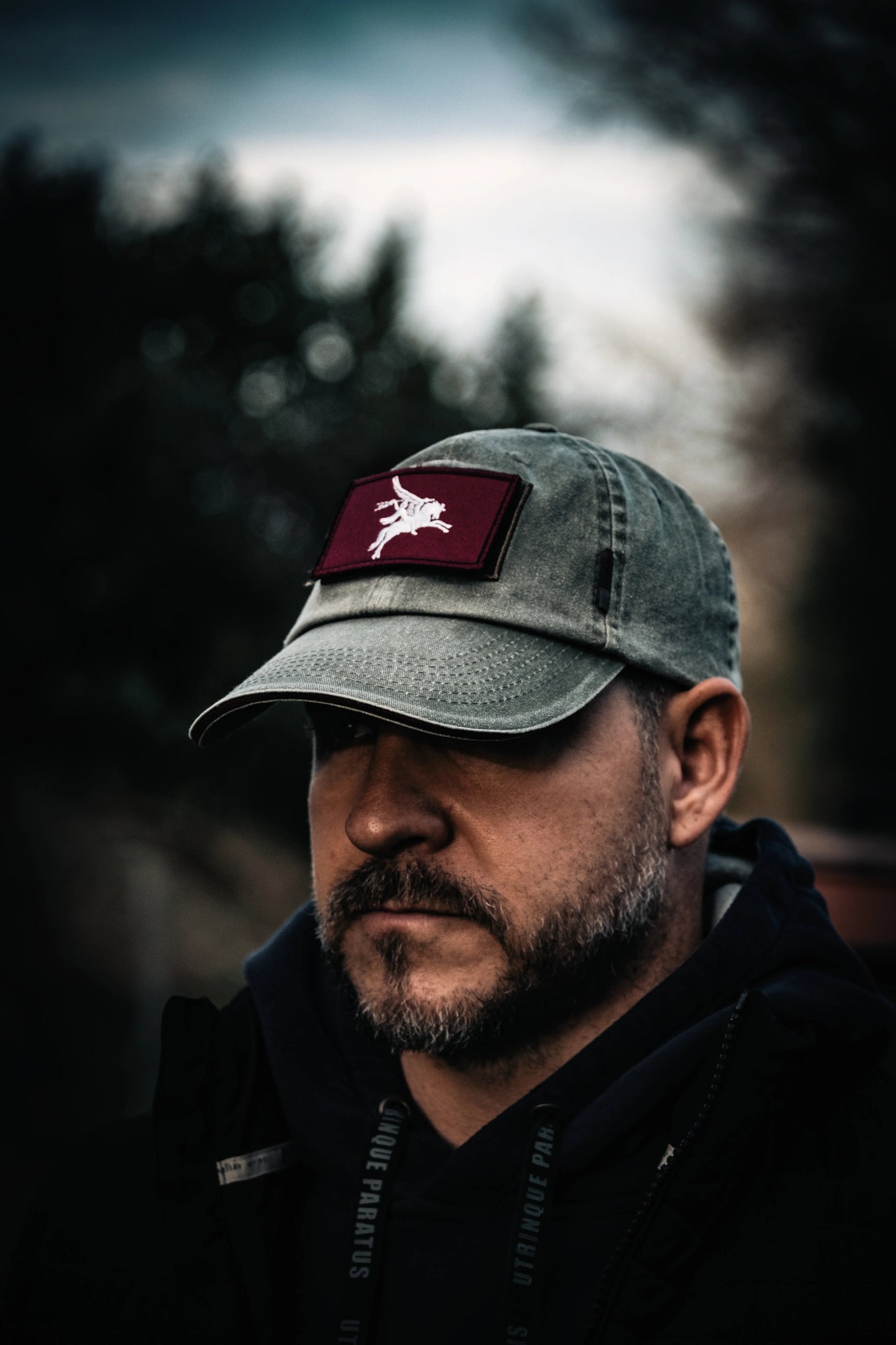 La casquette délavée originale « Every Man an Emperor »