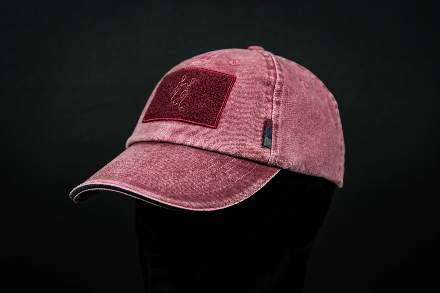 La casquette délavée originale « Every Man an Emperor »