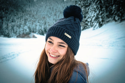 Chapeaux à pompons pour femmes