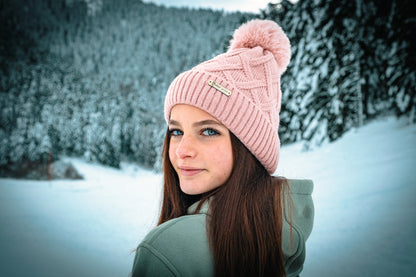 Chapeaux à pompons pour femmes